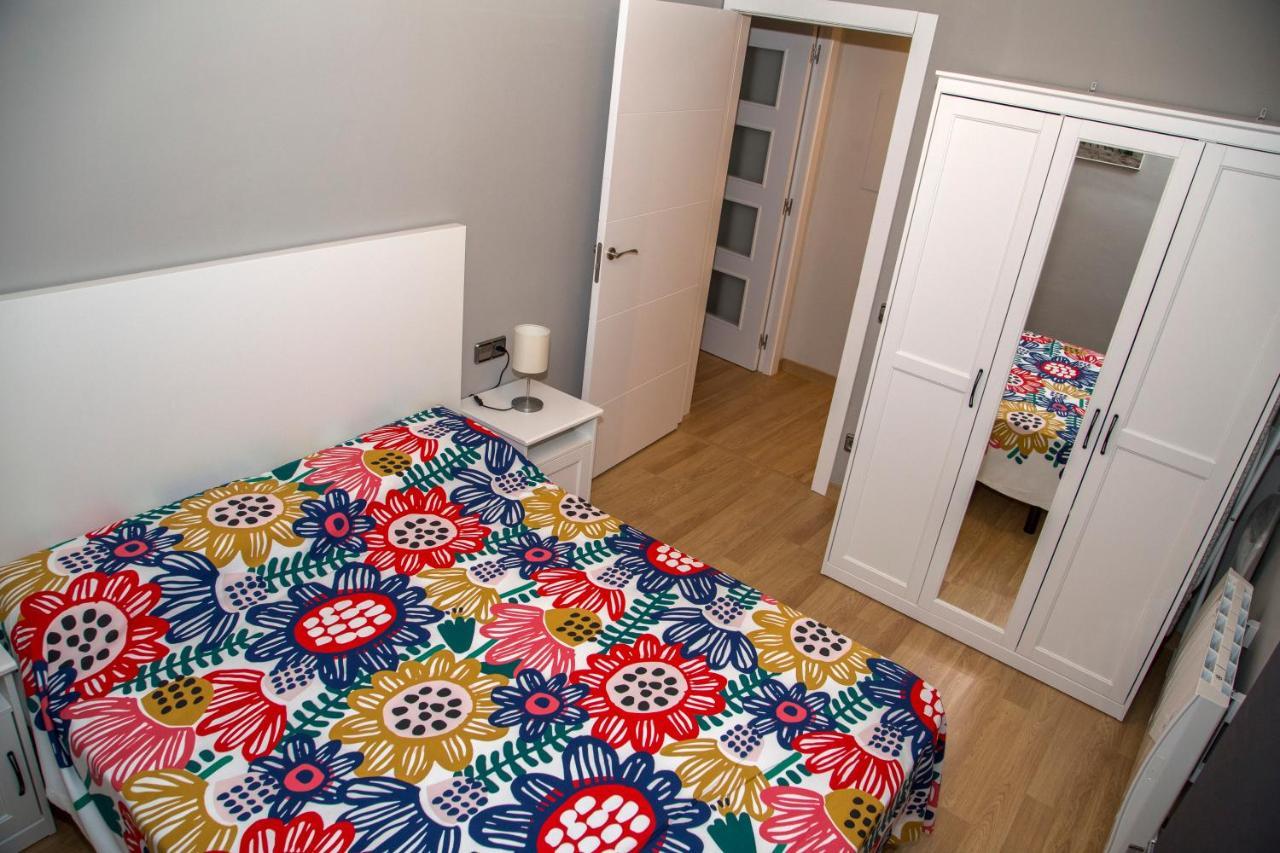 Apartamento Reus 2 - Parking Gratuito Exteriör bild